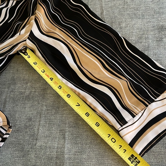 Rag medium, top, brown, beige, white, button front three-quarter sleeve 24-133 - Picture 8 of 8